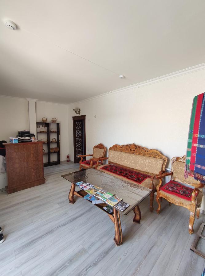 Khiva Otabek B&B Hotel Bagian luar foto