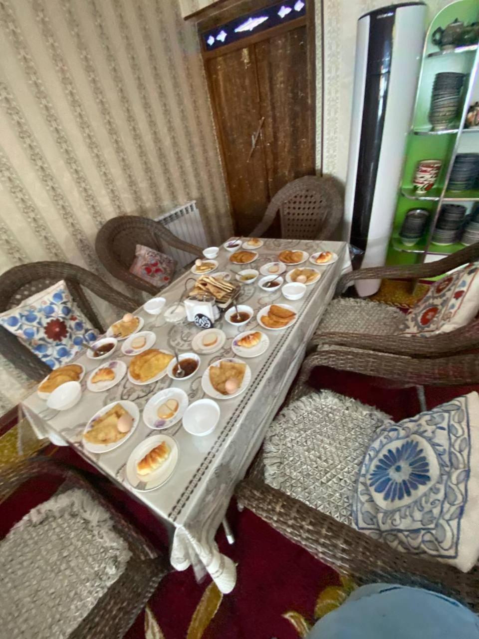 Khiva Otabek B&B Hotel Bagian luar foto